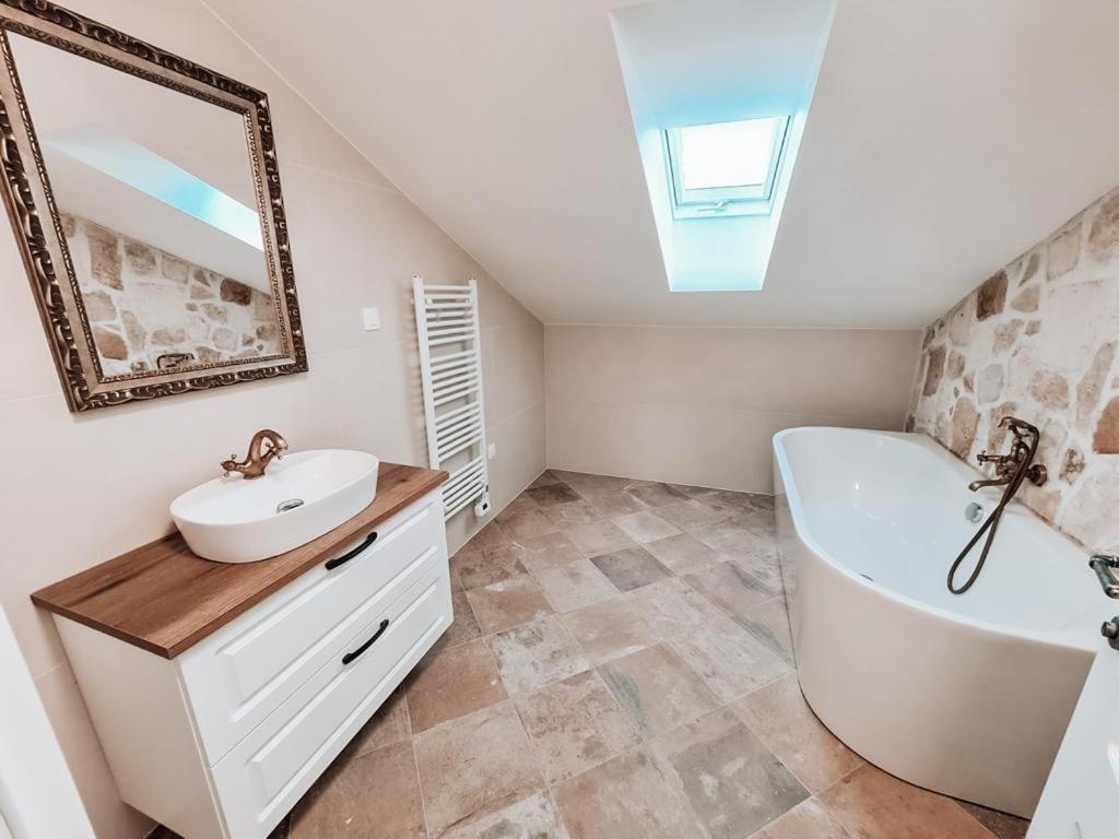 Apartmán Stone House Jezera Exteriér fotografie